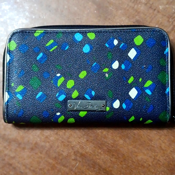 NWOT VERA BRADLEY LONG ZIP WALLET - Picture 1 of 9